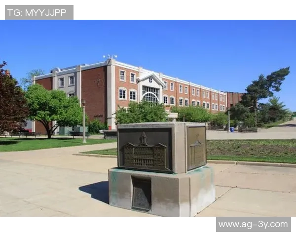 南加大伊利诺伊大学与UNLV三所NCAA球队向张博源发出新Offer